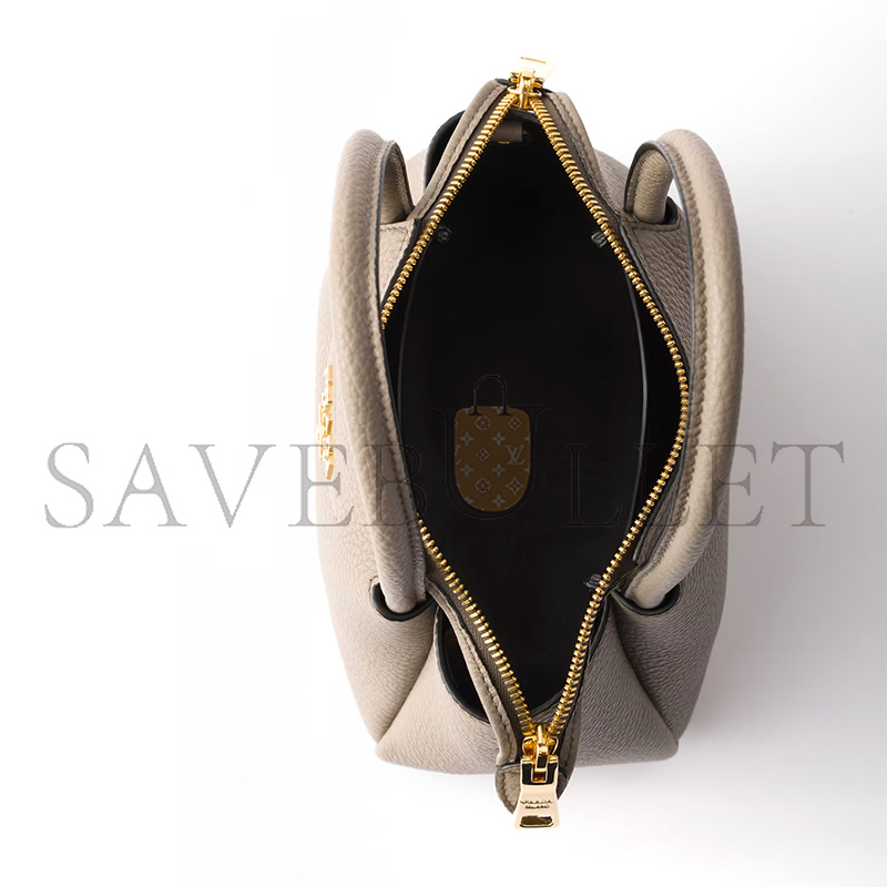 PRADA LEATHER MINI HANDBAG 1BA362 (19.5*18*9cm) PRADA LEATHER MINI HANDBAG 1BA362 (19.5*18*9cm)